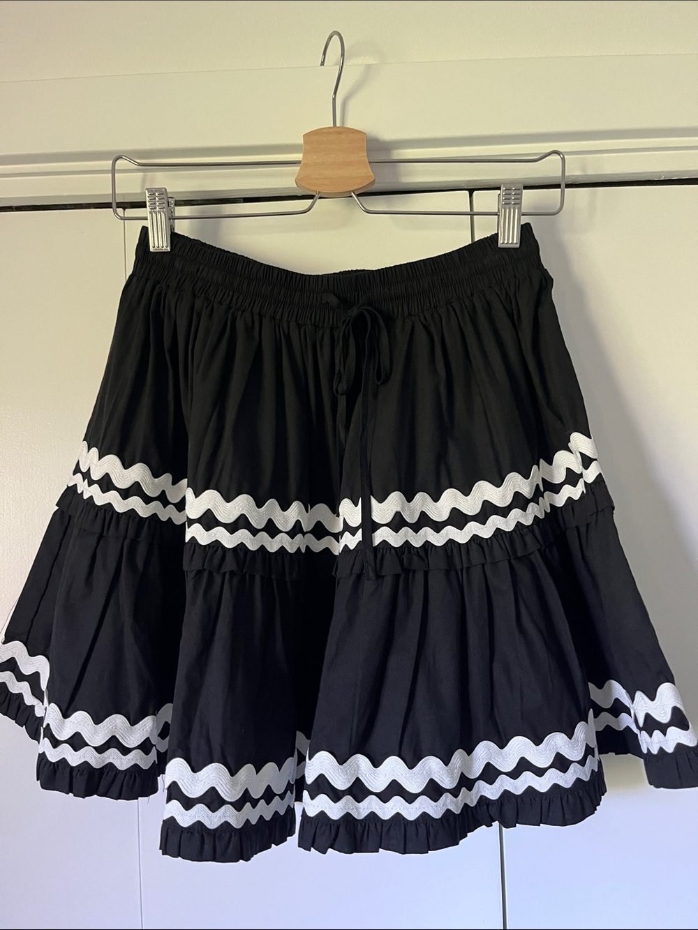 Mini Black Circle Skirt with White Wave Trim - Small